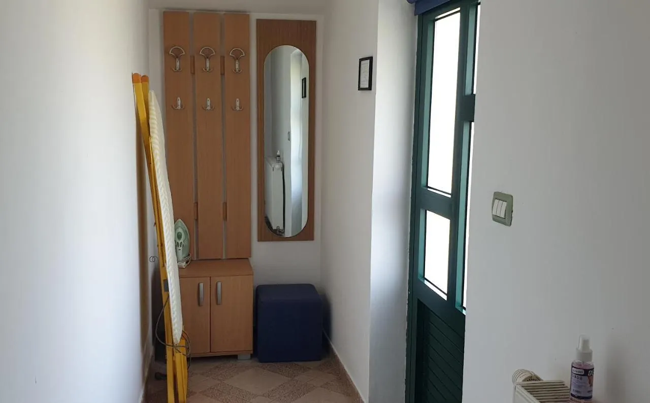 Apartments Nena 3* Liznjan Croatia